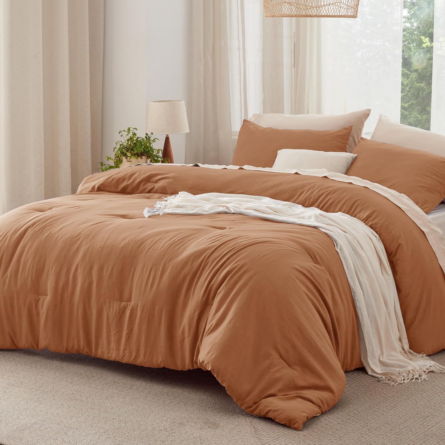 Bedsure King Size Comforter Set, Pumpkin Soft Prewashed Bed Comforter for All Seasons, 3 Pieces Warm Bedding Sets, 1 Lightweight Comforter (104″x90″) and 2 Pillowcases (20″x36″)